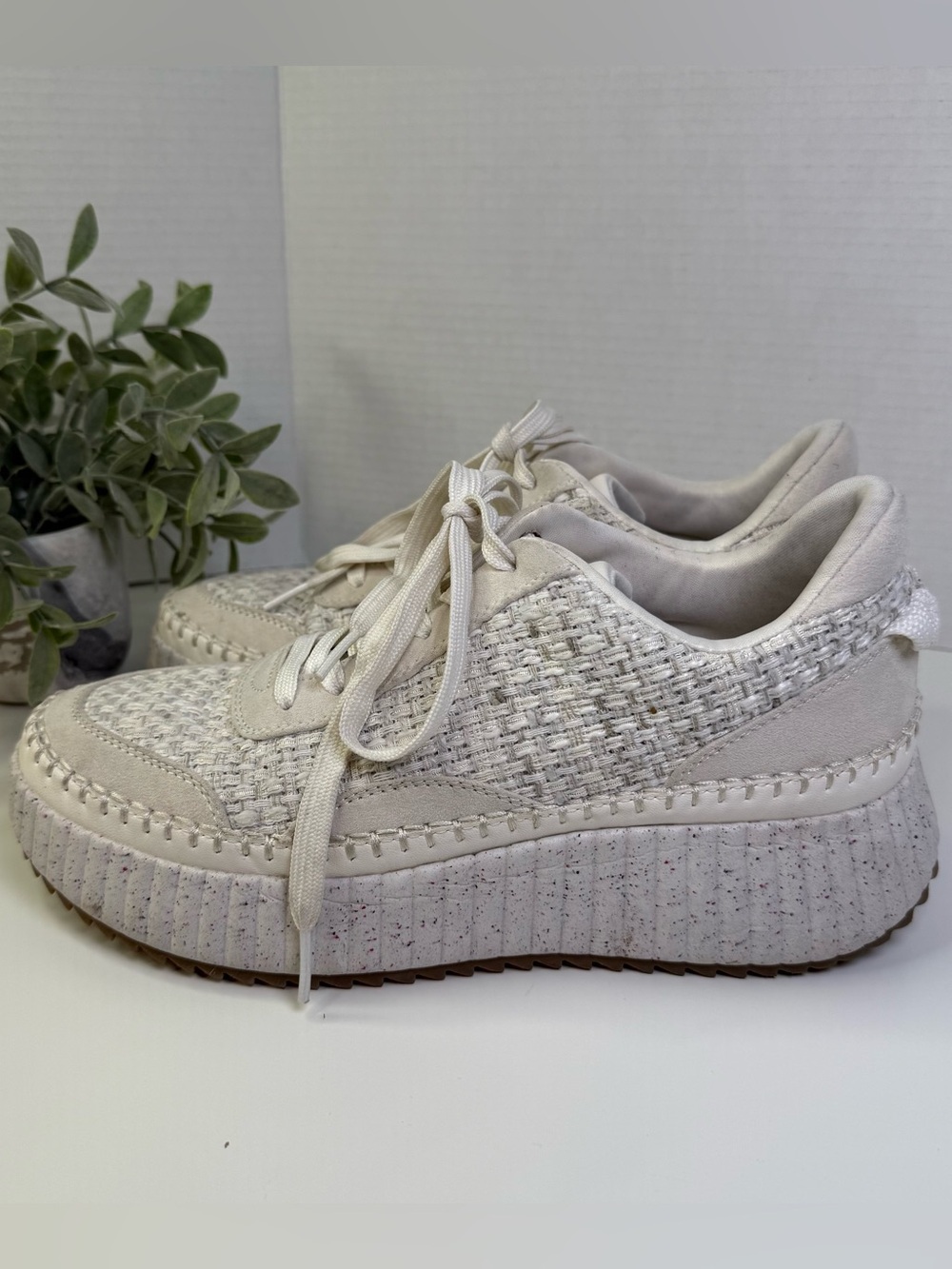 Universal Thread Cream Woven Platform Sneakers